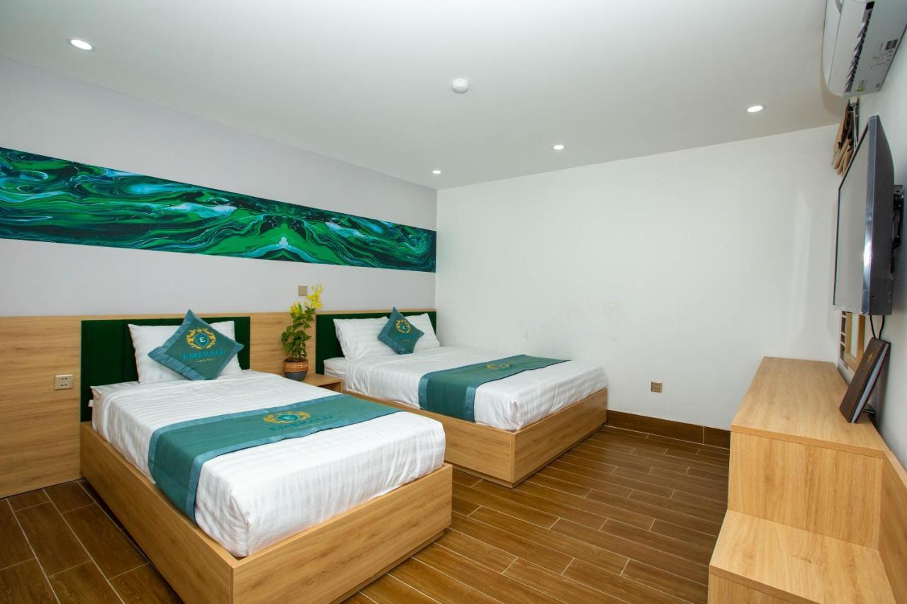 Emerald Hotel Cat Ba Dong Khe Sau Bagian luar foto