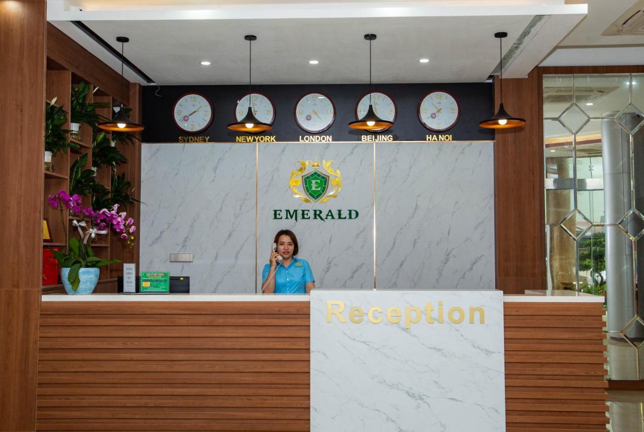 Emerald Hotel Cat Ba Dong Khe Sau Bagian luar foto