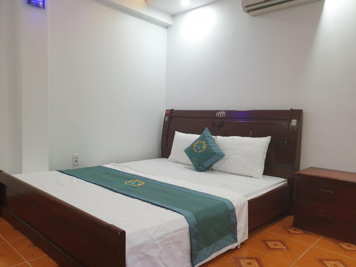 Emerald Hotel Cat Ba Dong Khe Sau Bagian luar foto